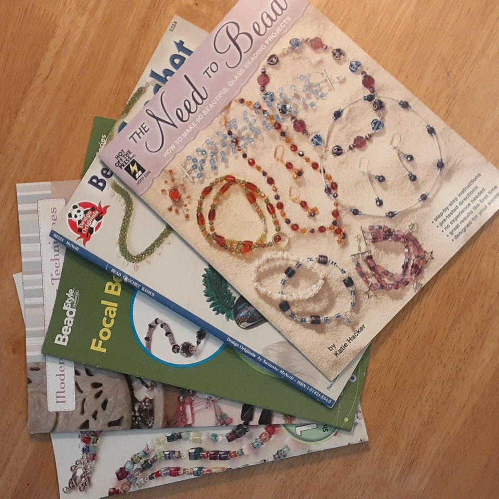 Bundle of 5 Jewelry Making Books FF117